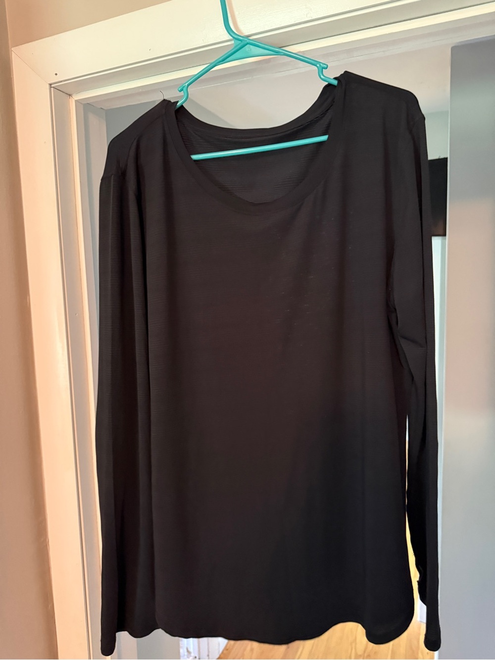 Zyia Black Long Sleeve Tee